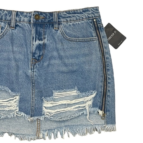 Forever 21 Zipper Mini Skirt Size Large Denim New - Picture 2 of 9